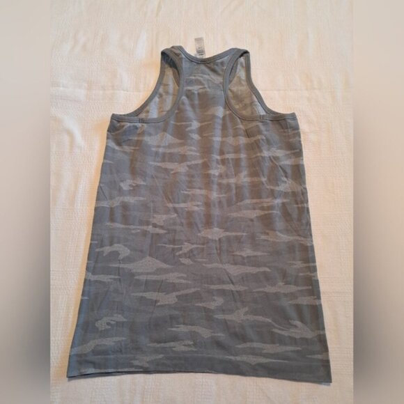 Athleta Girl size XXXL or 16 gray camo tank top EUC - Picture 3 of 3